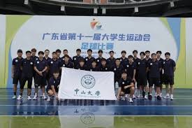 青岛西海岸队主教练郑智因违规被禁赛六场